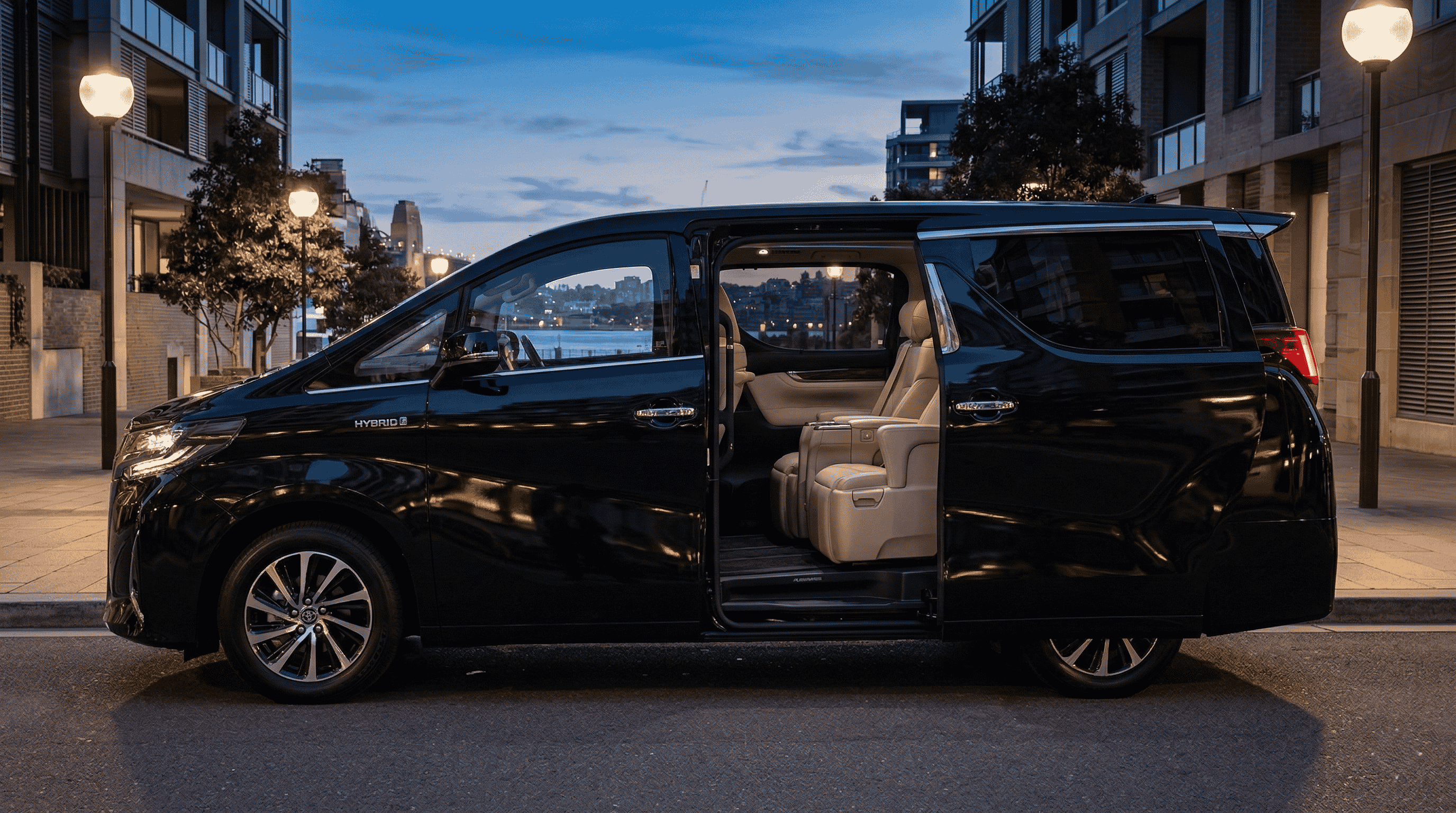 Toyota Alphard G package